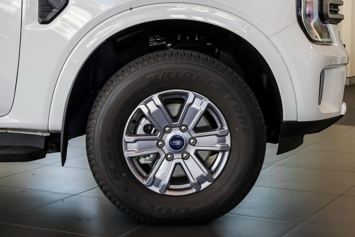 2024 Ford Everest Ambiente 2.0L
