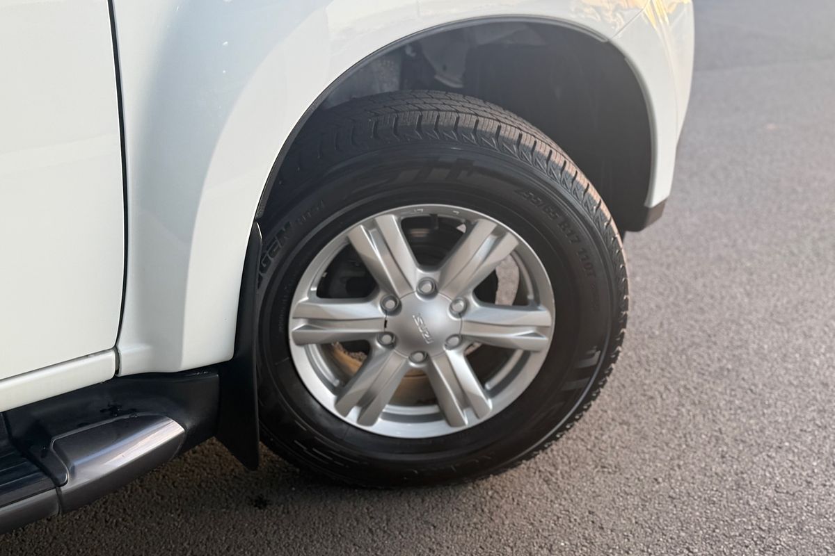 2016 Isuzu MU-X LS-T