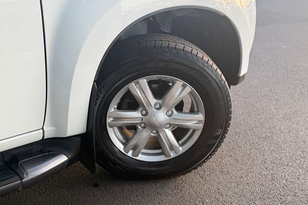 2016 Isuzu MU-X LS-T