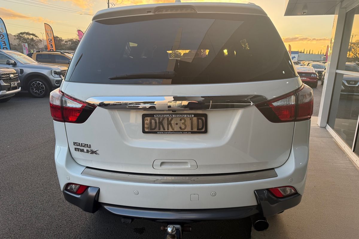2016 Isuzu MU-X LS-T