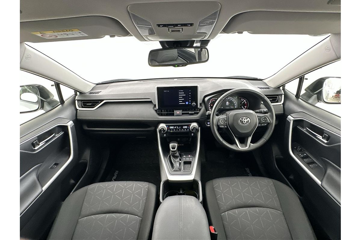 2024 Toyota RAV4 GXL MXAA52R