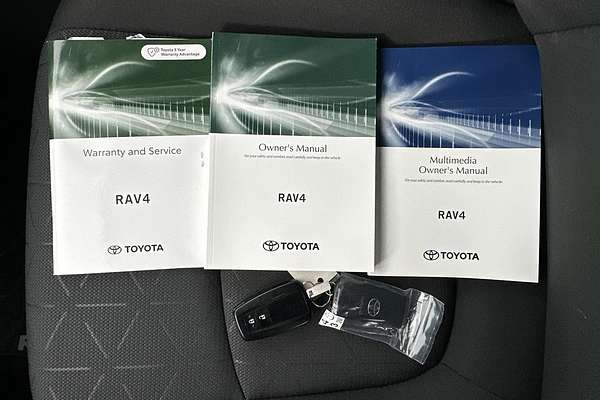 2024 Toyota RAV4 GXL MXAA52R