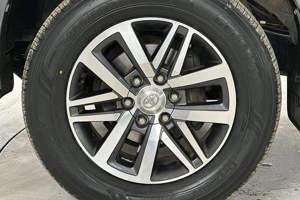2019 Toyota Hilux SR5 GUN126R 4X4
