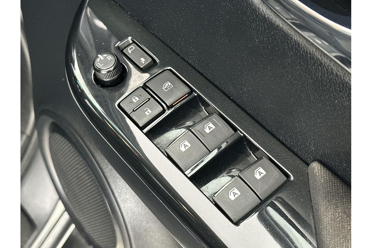 2019 Toyota Hilux SR5 GUN126R 4X4