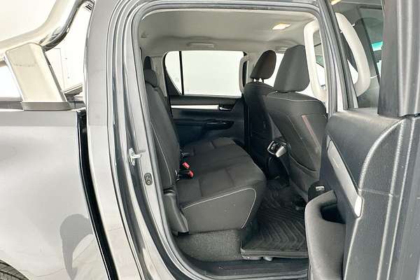 2019 Toyota Hilux SR5 GUN126R 4X4