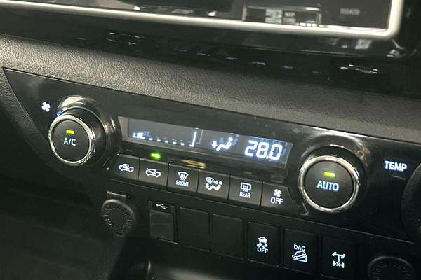 2019 Toyota Hilux SR5 GUN126R 4X4