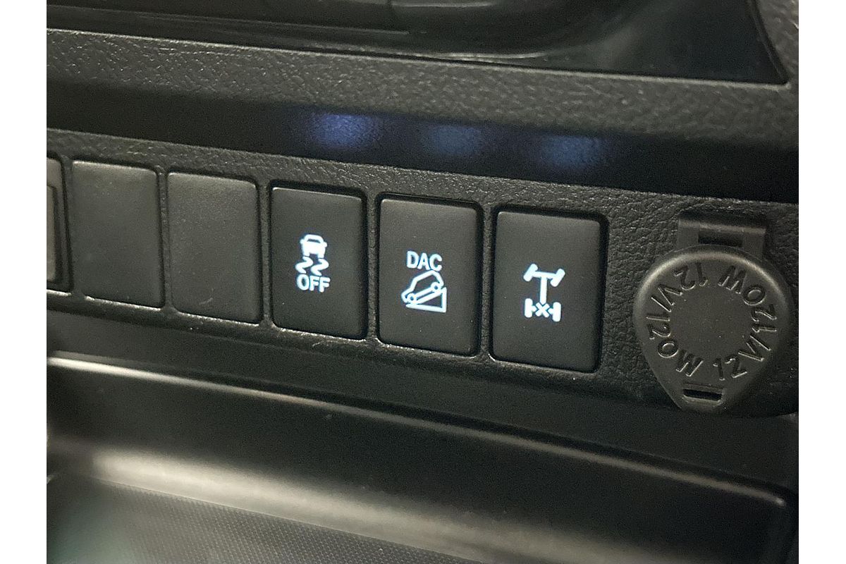 2019 Toyota Hilux SR5 GUN126R 4X4