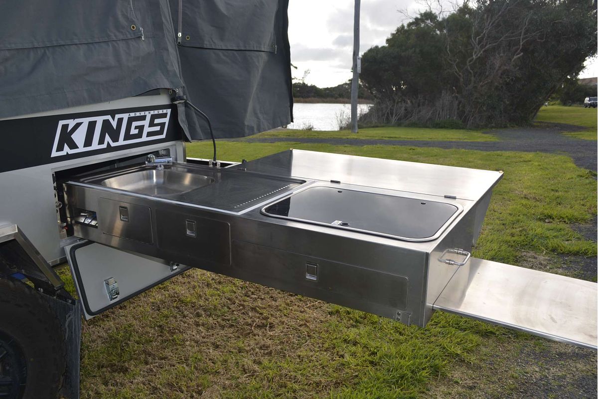 2023 Adventure Caravans Kings XOT5