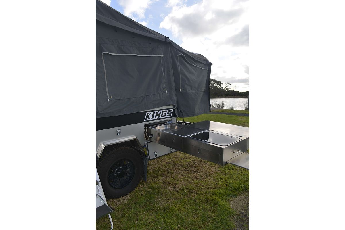 2023 Adventure Caravans Kings XOT5
