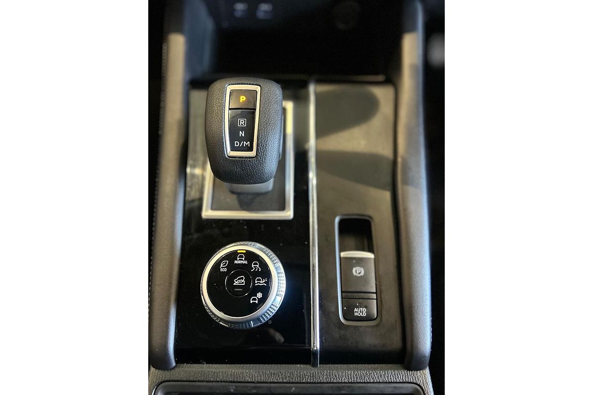 2023 Mitsubishi Outlander ES ZM