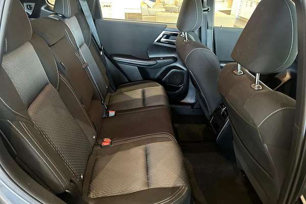 2023 Mitsubishi Outlander ES ZM