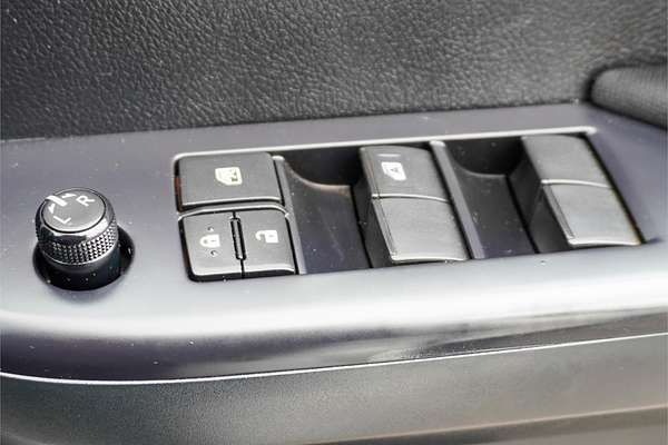 2023 Toyota Hilux SR GUN126R 4X4