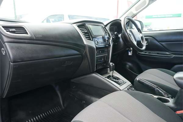 2022 Mitsubishi Triton GLX+ MR 4X4