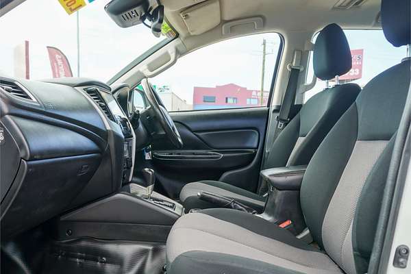 2022 Mitsubishi Triton GLX+ MR 4X4