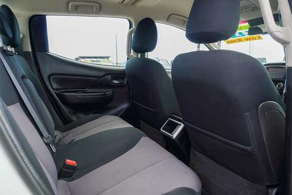 2022 Mitsubishi Triton GLX+ MR 4X4