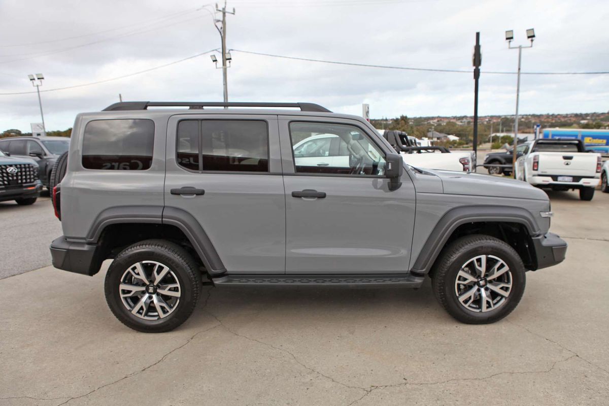 2025 GWM Tank 300 Ultra Hybrid P01