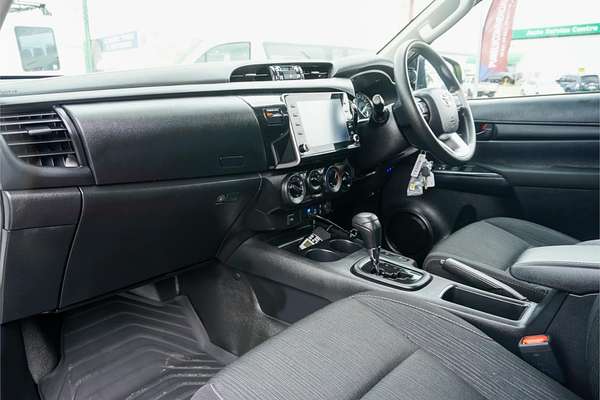 2023 Toyota Hilux SR GUN126R 4X4