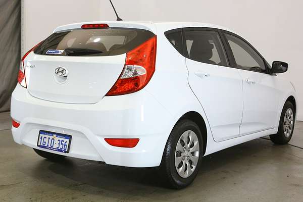 2017 Hyundai Accent Active RB4