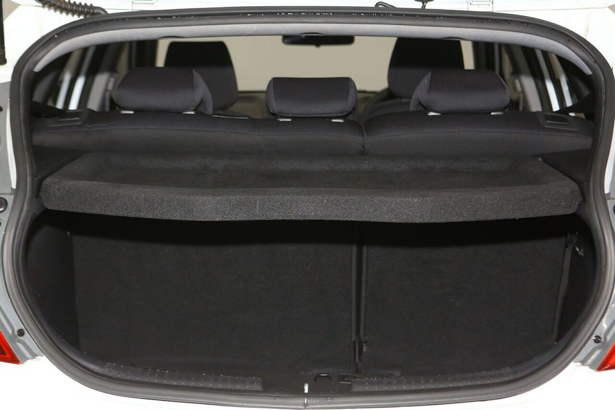 2017 Hyundai Accent Active RB4