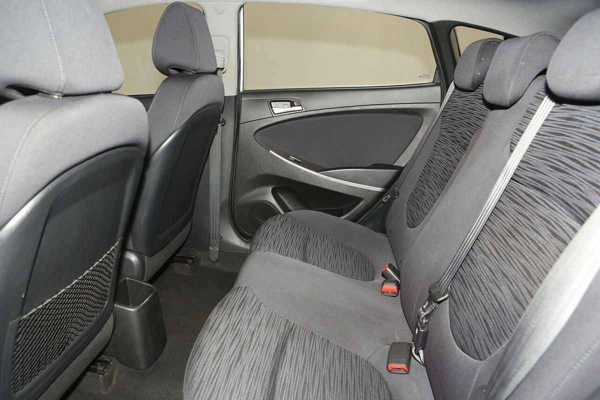 2017 Hyundai Accent Active RB4