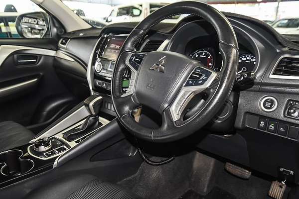2018 Mitsubishi Pajero Sport GLX QE