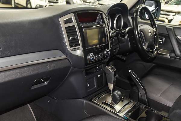 2020 Mitsubishi Pajero GLX NX