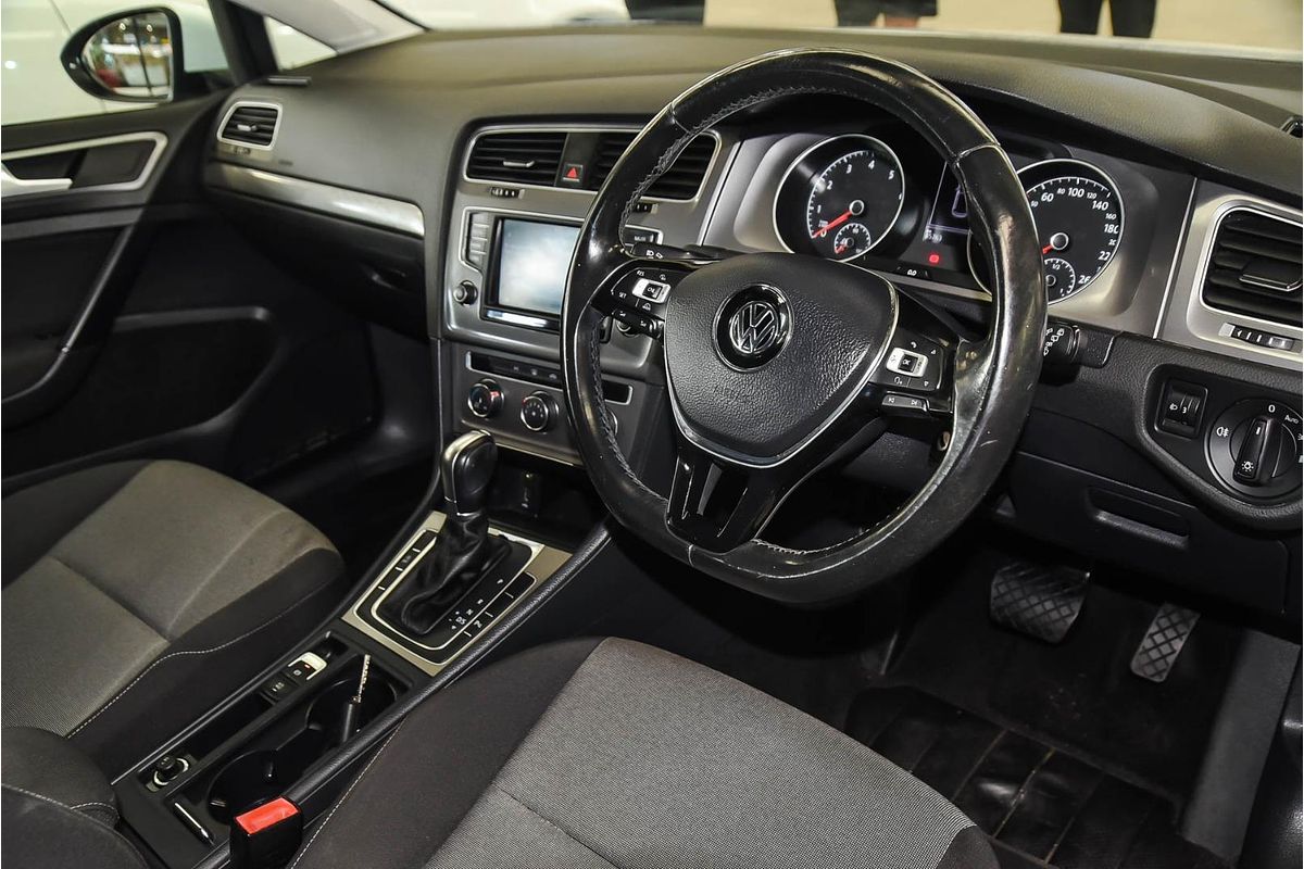 2016 Volkswagen Golf 92TSI Trendline 7