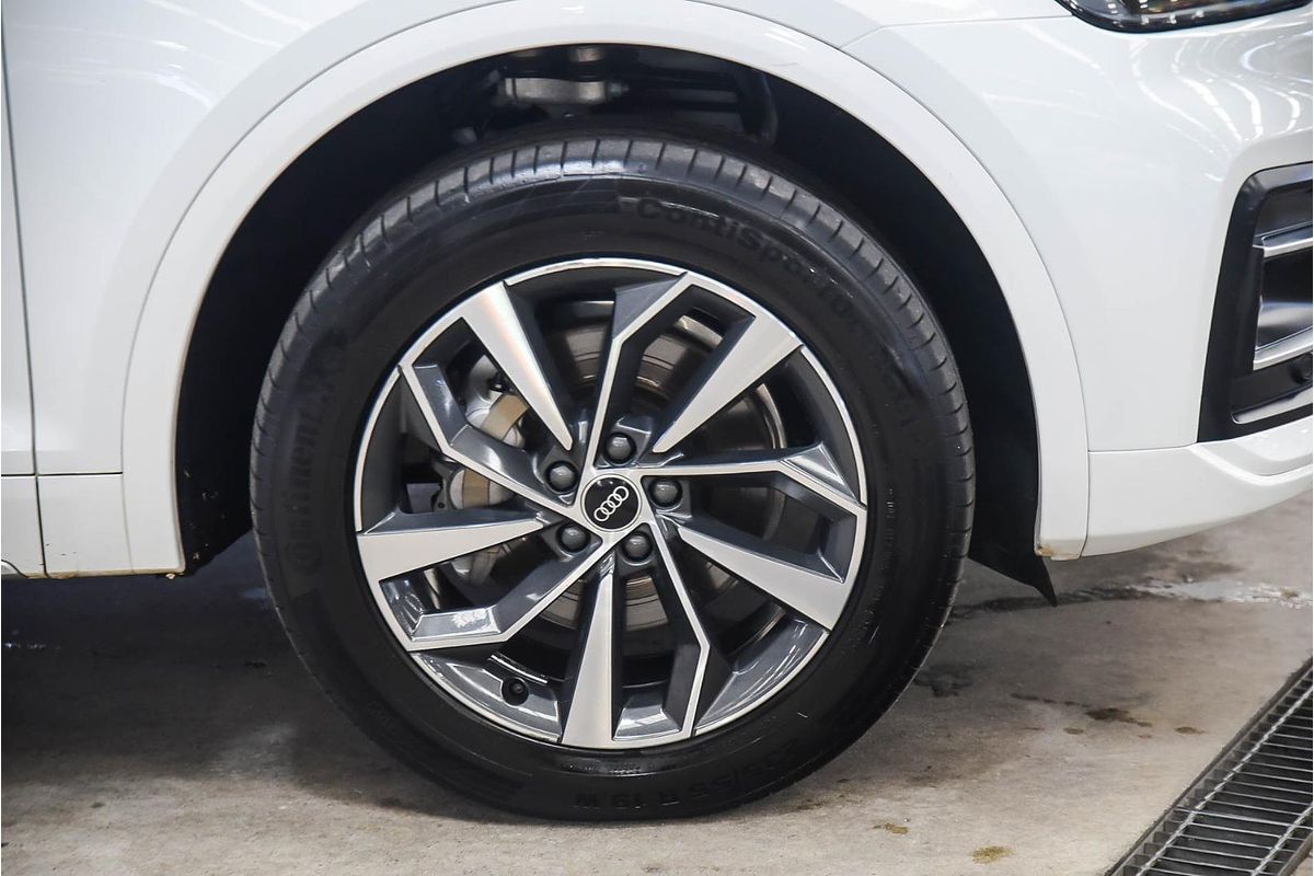 2021 Audi Q5 40 TDI FY
