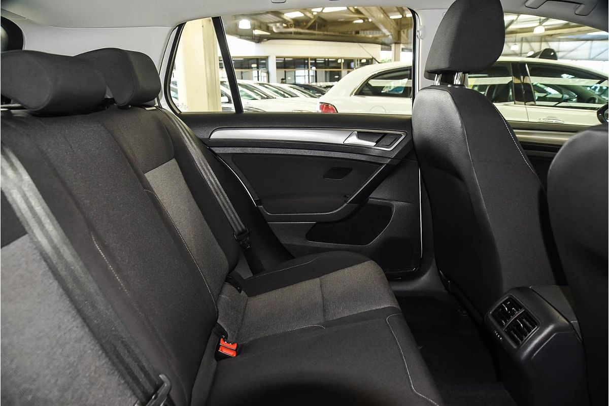 2016 Volkswagen Golf 92TSI Trendline 7