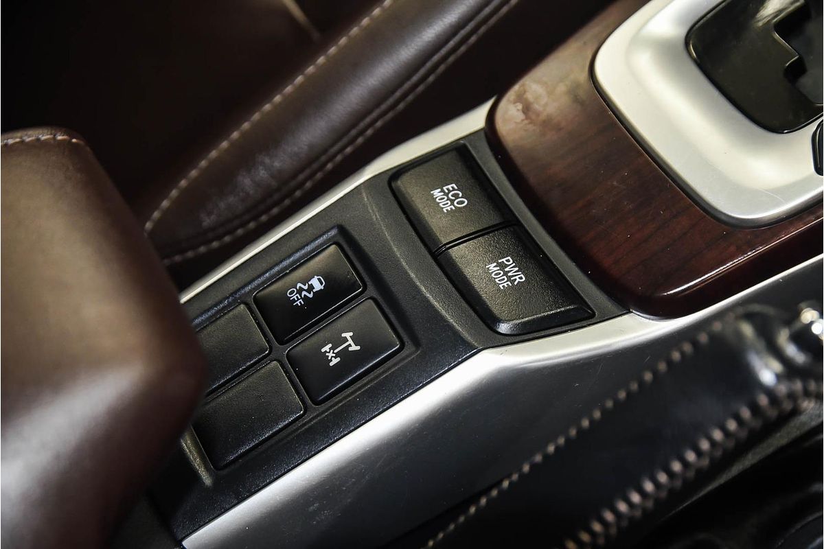 2017 Toyota Fortuner Crusade GUN156R