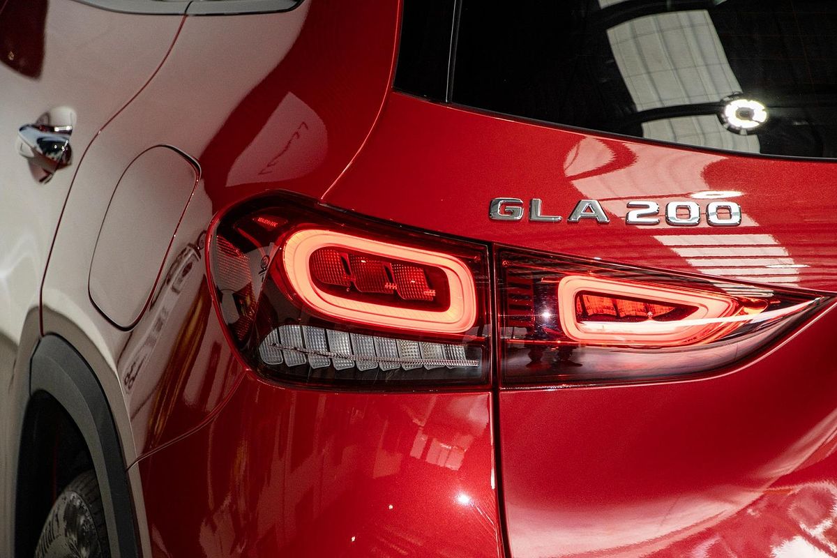 2020 Mercedes-Benz GLA-Class GLA200 H247
