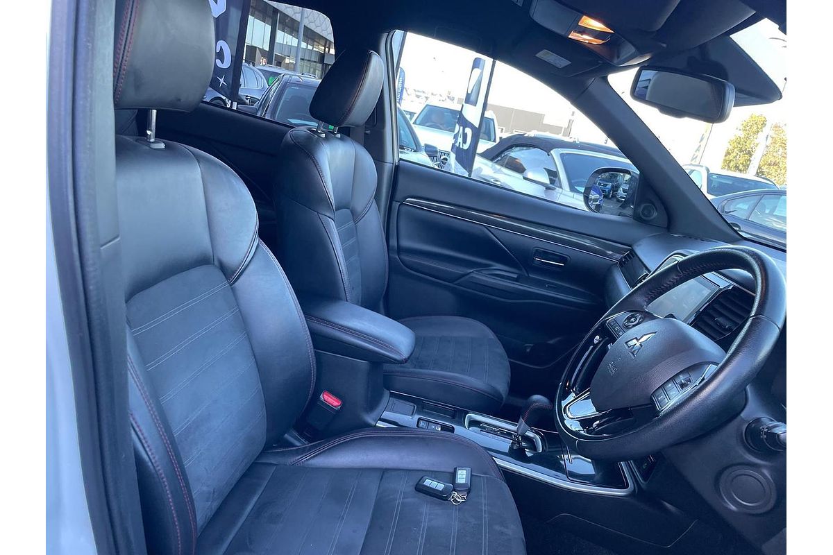 2021 Mitsubishi Outlander Black Edition ZL