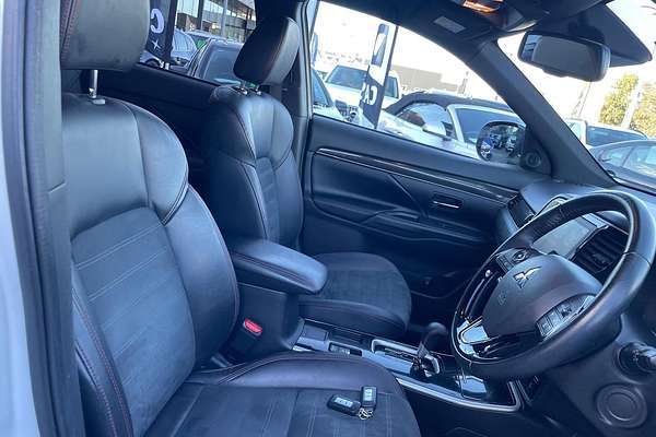 2021 Mitsubishi Outlander Black Edition ZL
