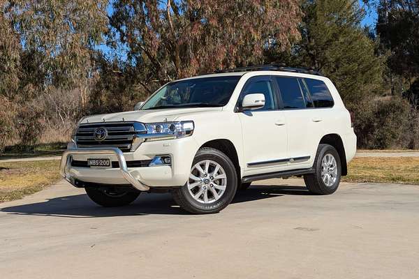 2021 Toyota Landcruiser Sahara VDJ200R