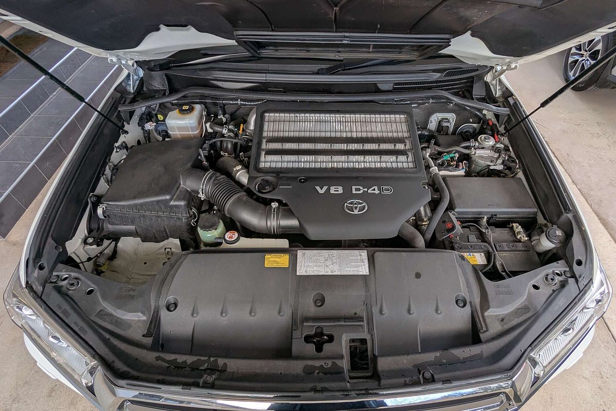 2021 Toyota Landcruiser Sahara VDJ200R