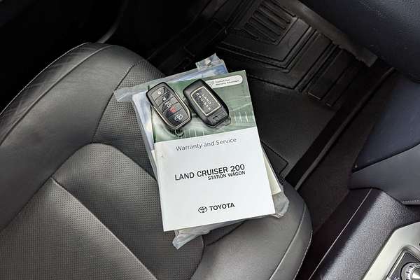 2021 Toyota Landcruiser Sahara VDJ200R