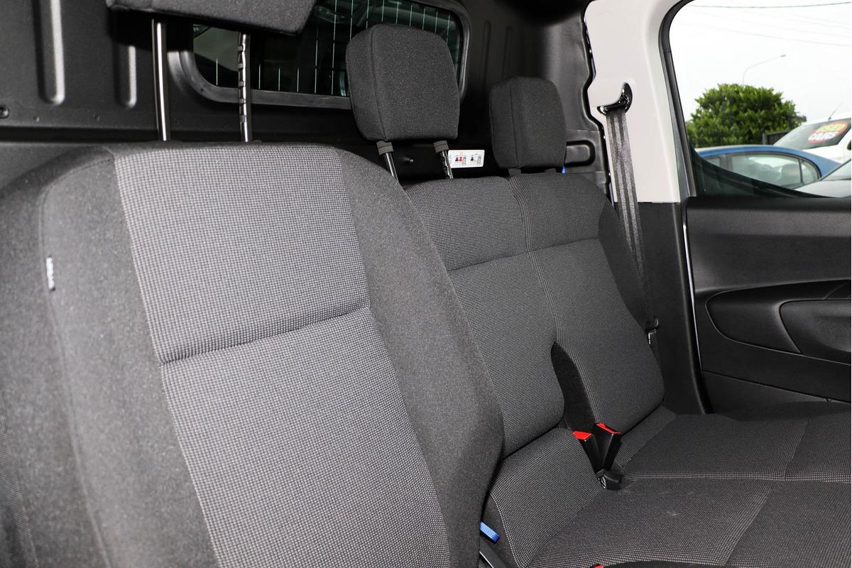 2024 Peugeot Partner Pro K9 LWB