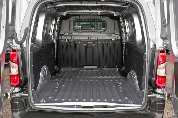 2024 Peugeot Partner Pro K9 SWB