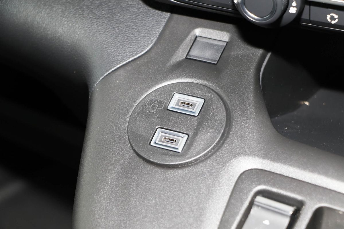 2024 Peugeot Partner Pro K9 LWB
