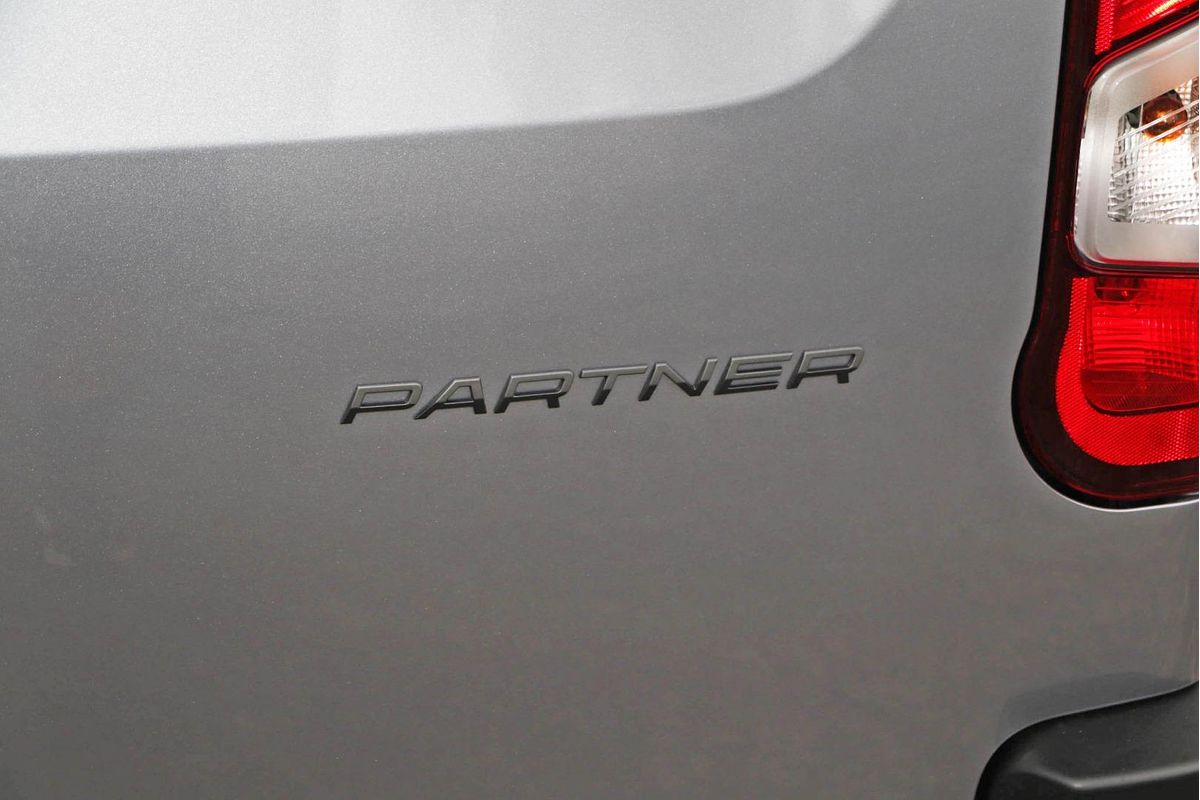 2024 Peugeot Partner Pro K9 LWB
