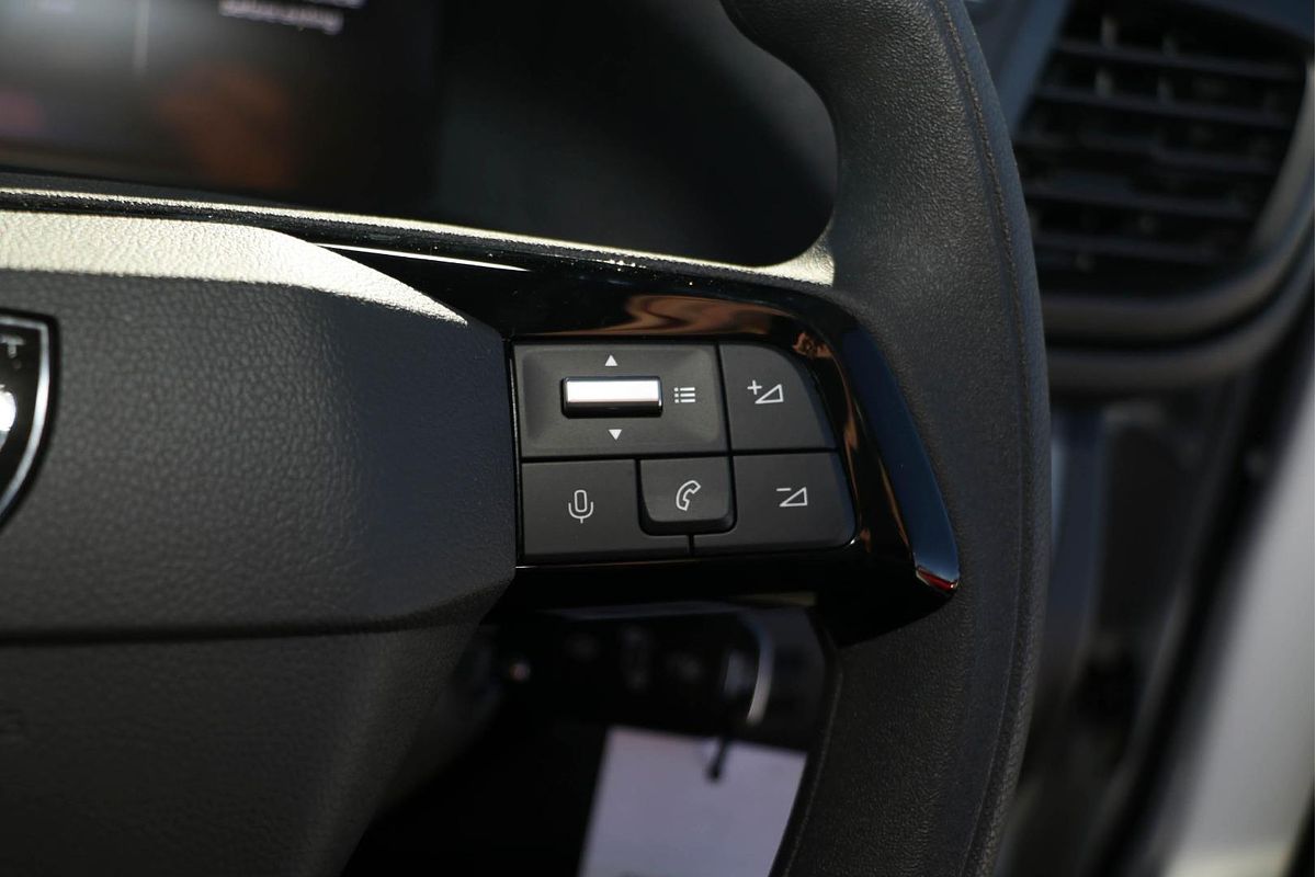 2025 Peugeot Expert Pro K0 SWB