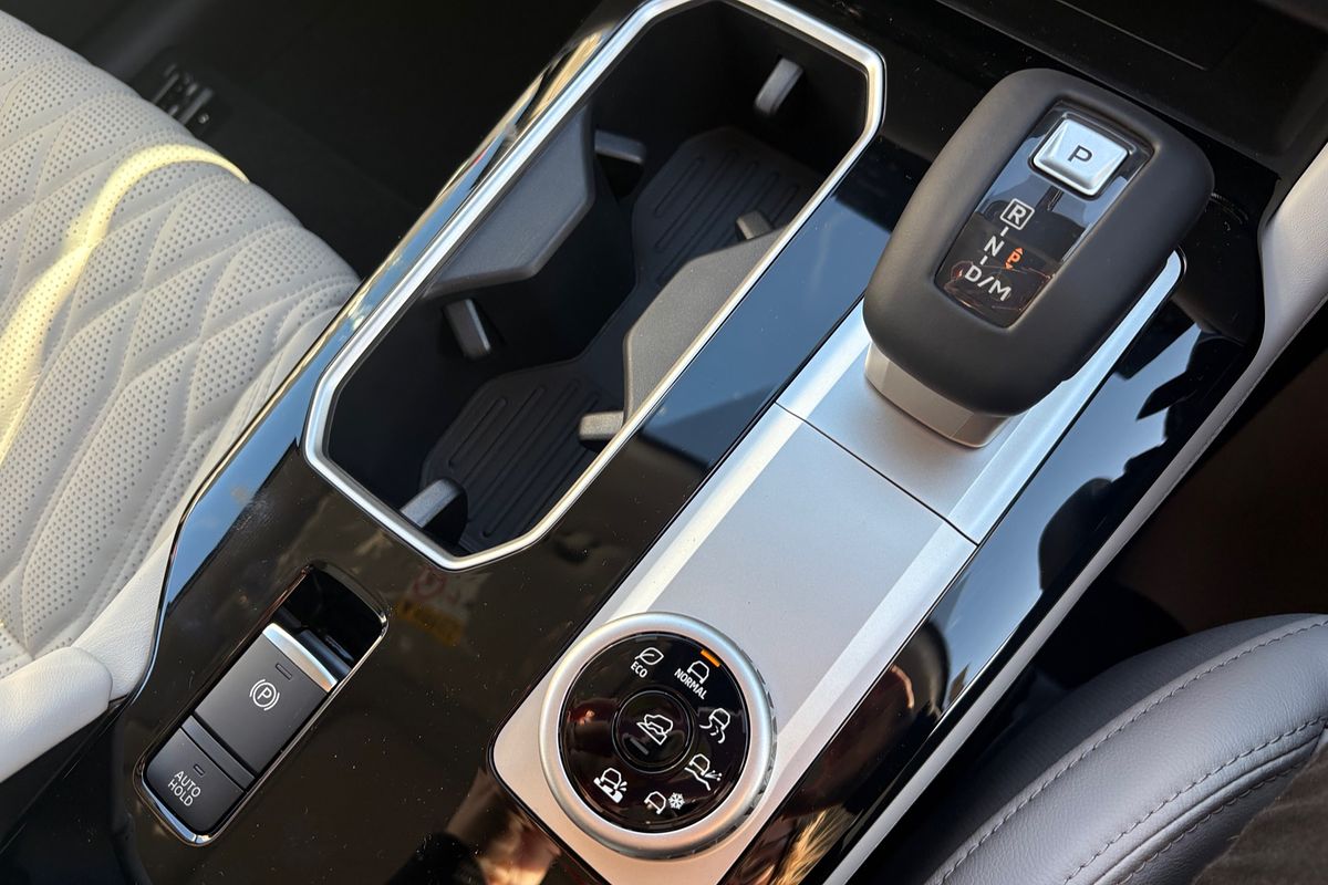 2025 Mitsubishi Outlander Exceed ZM