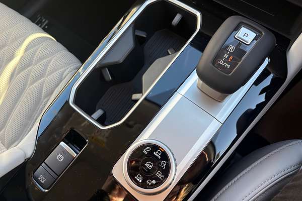2025 Mitsubishi Outlander Exceed ZM