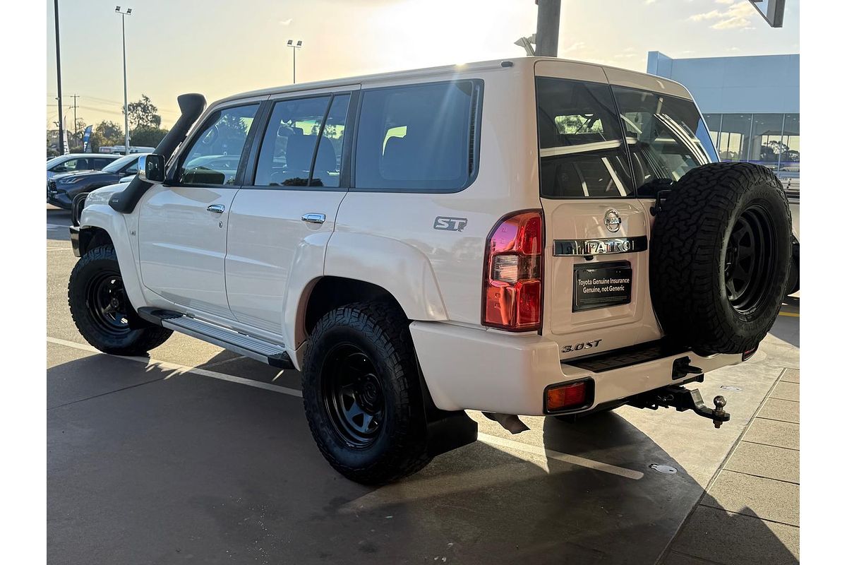 2016 Nissan Patrol ST Y61