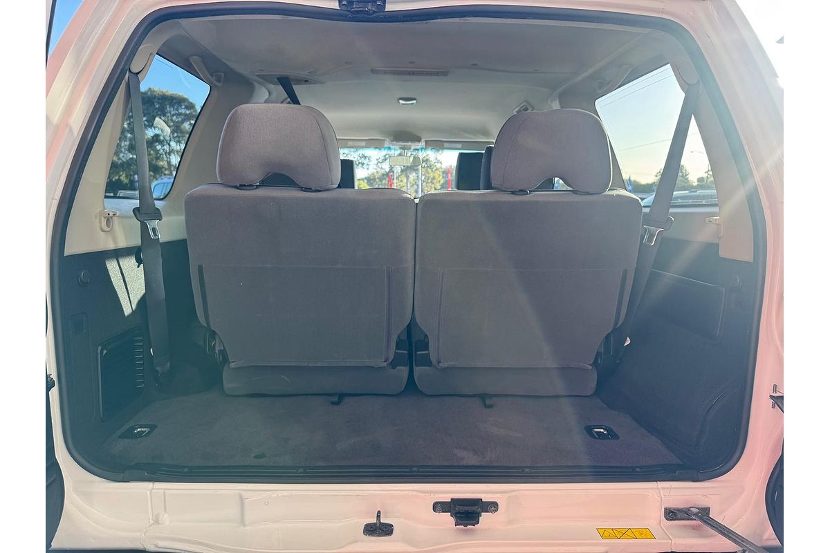 2016 Nissan Patrol ST Y61