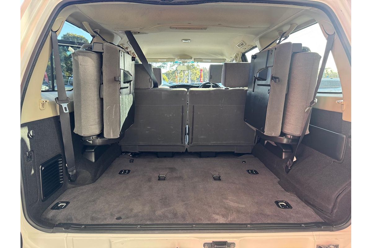 2016 Nissan Patrol ST Y61