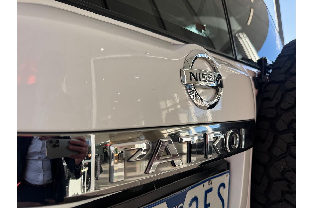 2016 Nissan Patrol ST Y61