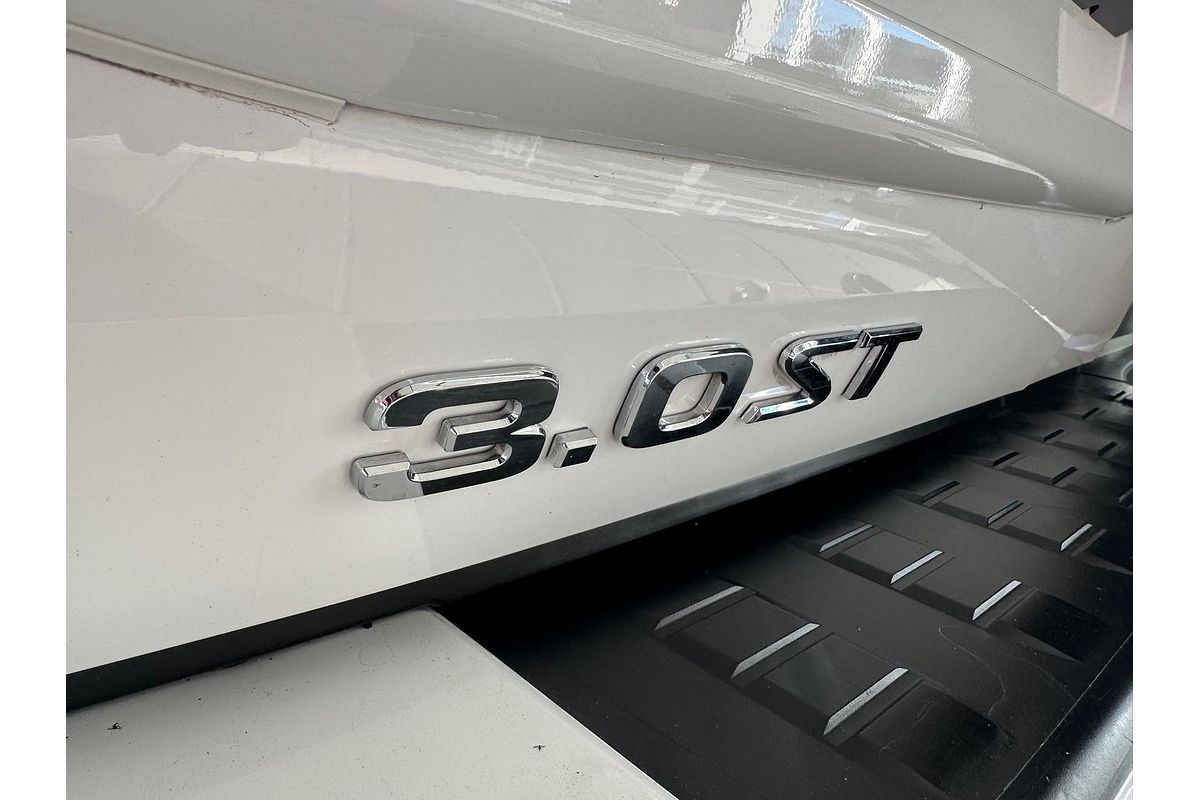 2016 Nissan Patrol ST Y61