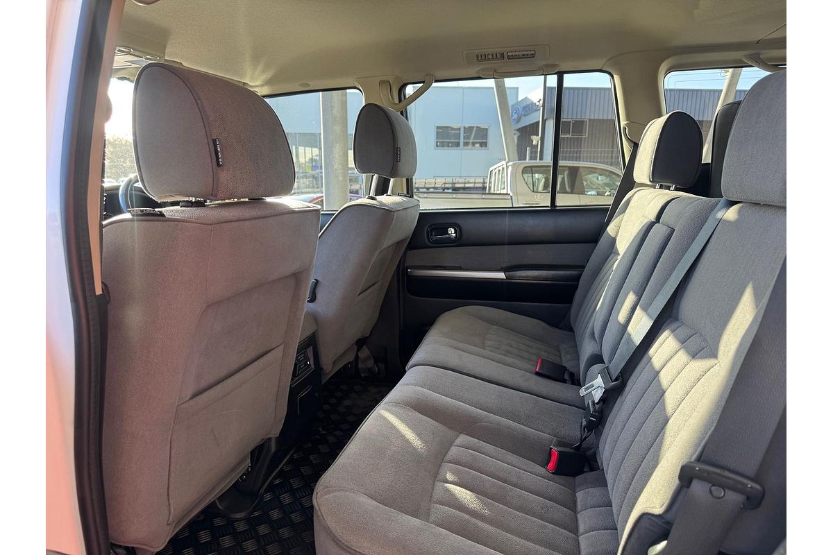2016 Nissan Patrol ST Y61