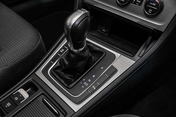 2015 Volkswagen Golf 90TSI Comfortline 7